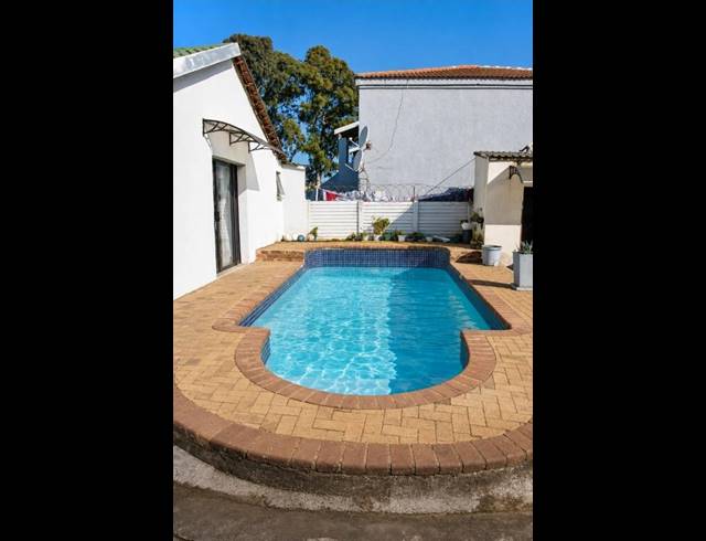 5 BEDROOM HOUSE FOR SALE IN LENASIA